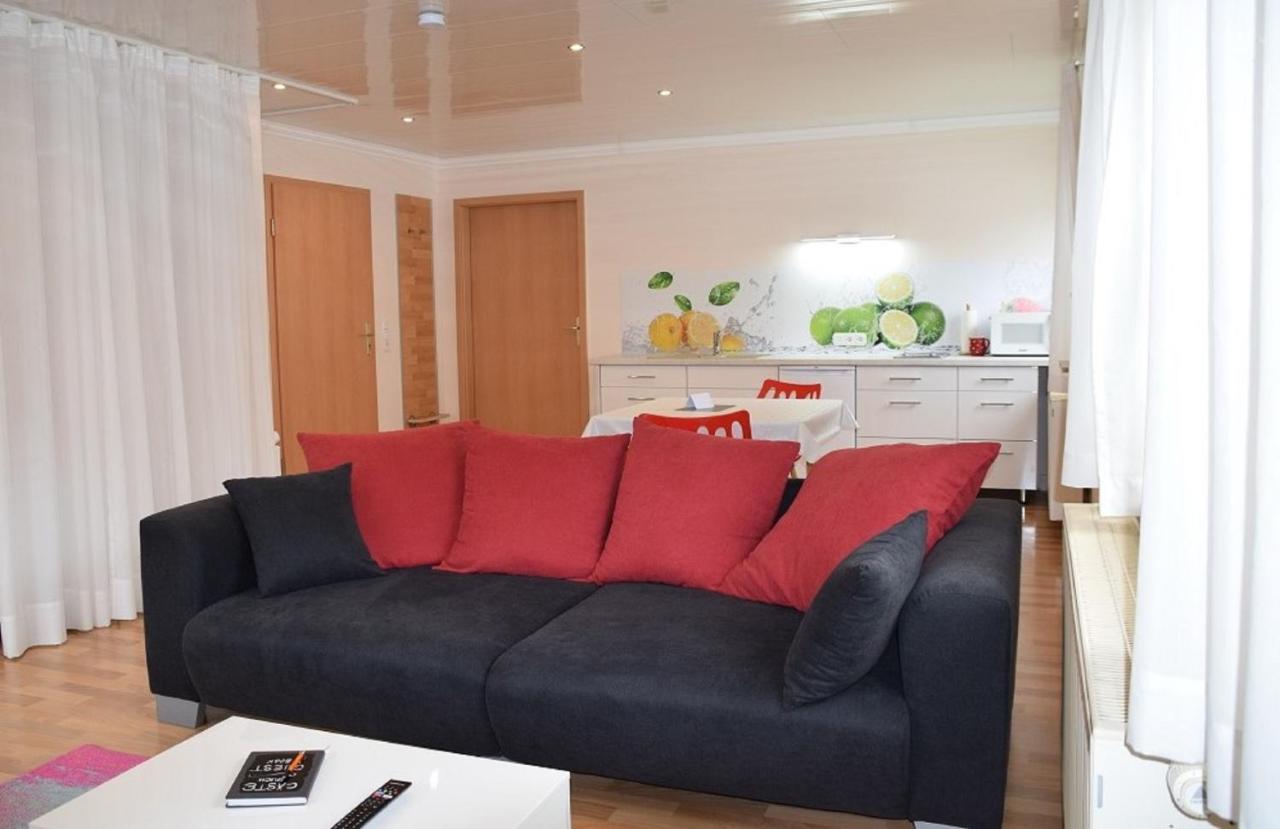 Ferienwohnung Auf Dem Dorf, Kuelsheim エクステリア 写真